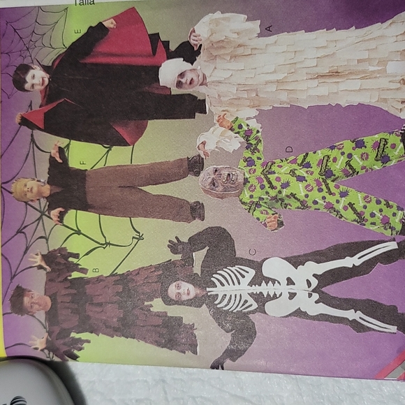 McCall's Costumes. Scary Costumes - Picture 2 of 4